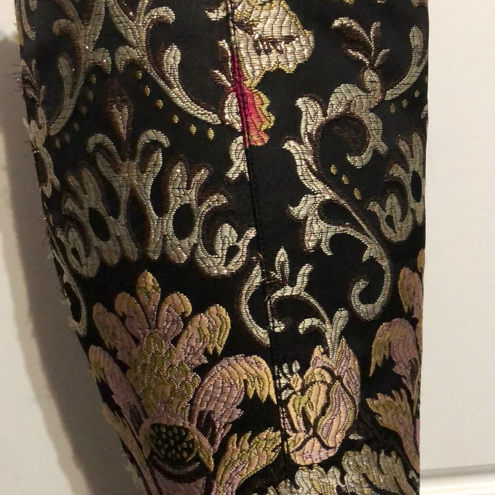 Shoes - Picture 3 of 4